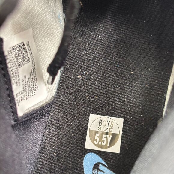 Nike Jordan 1 Retro High OG University Blue - Picture 6 of 9